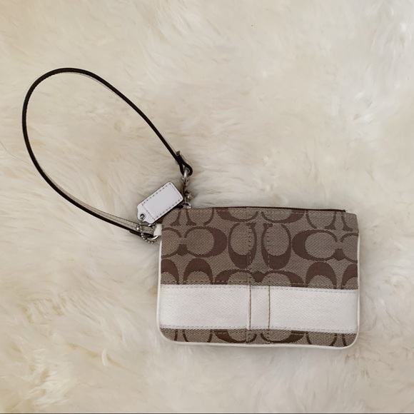 Coach Wristlet - Picture 2 of 9